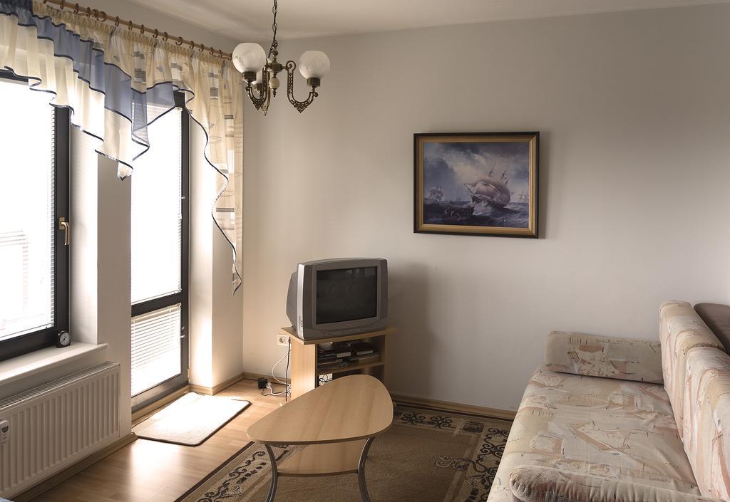 Paernu Karusselli Beach Apartment 외부 사진